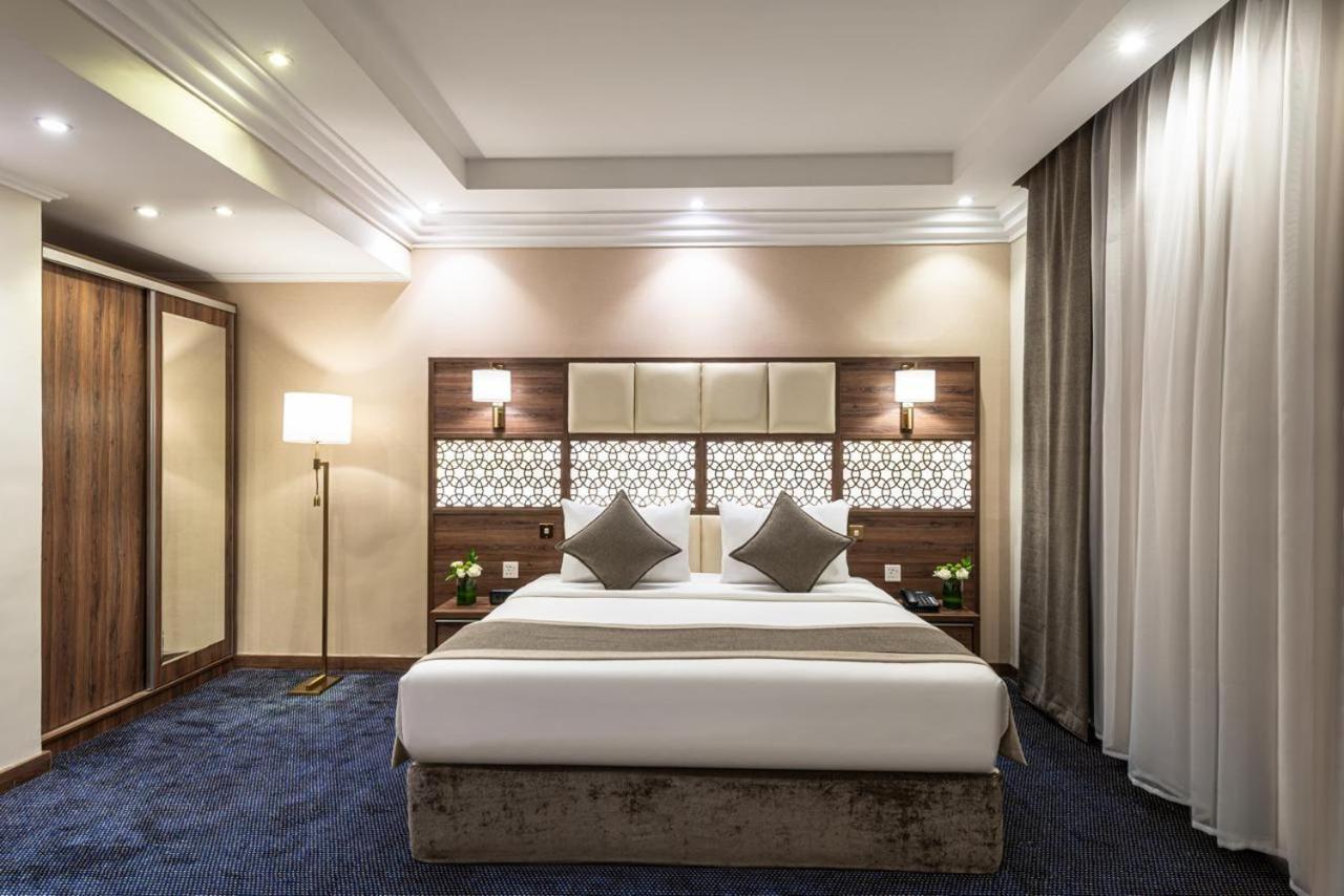Golden Tulip Al-Zahabi Hotel Medina Quarto foto